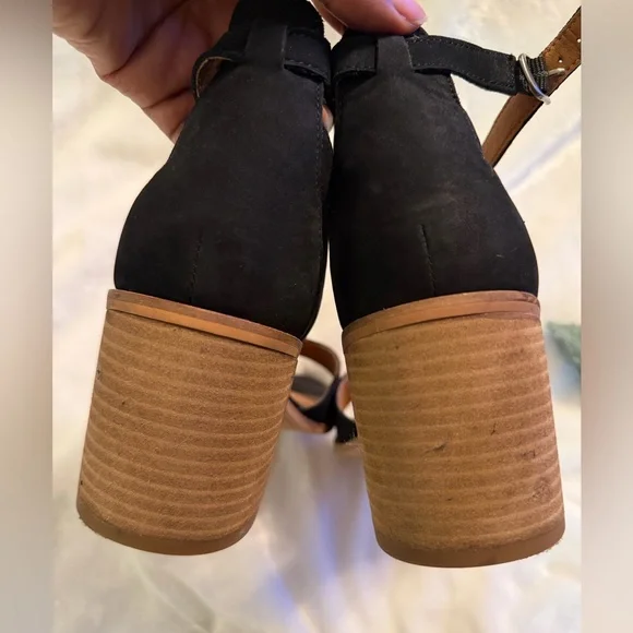 Lucky Brand Black and Brown Women's Sandals - Picture 10 of 13